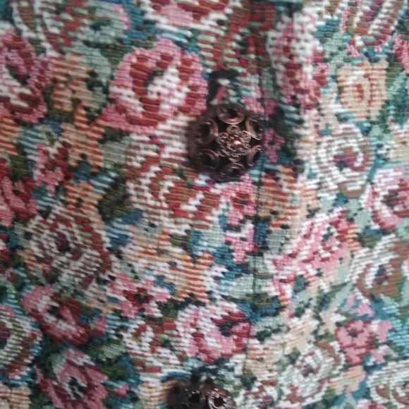 Vintage Tapestry vest - Picture 2 of 5